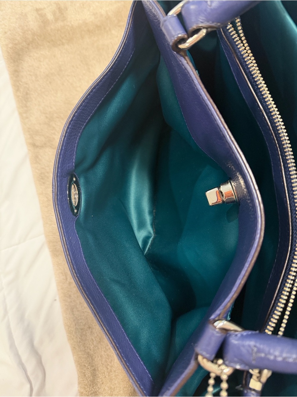 Coach Park Carryall Blue Leather and Emerald lining. - Picture 11 of 13